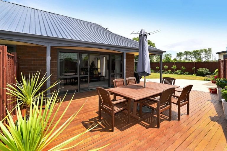 Photo of property in 44 Sabys Road, Halswell, Christchurch, 8025