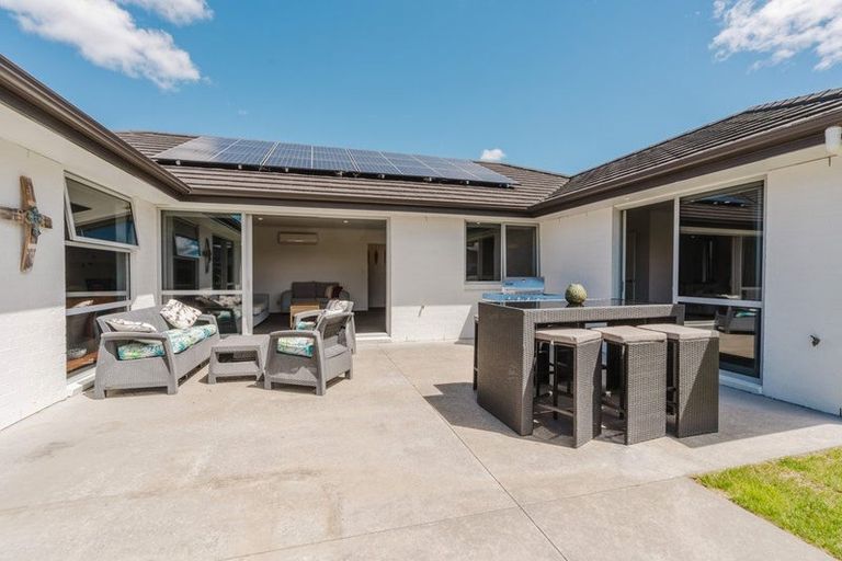 Photo of property in 43 Batten Drive, Flagstaff, Hamilton, 3210