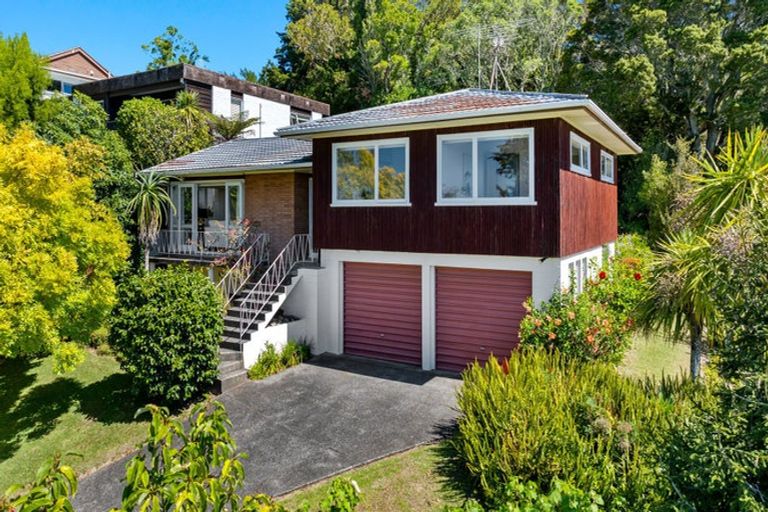 Photo of property in 70 Mountbatten Avenue, Hillcrest, Auckland, 0627