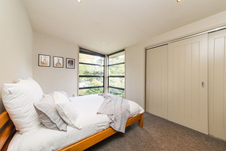 Photo of property in 143 Victoria Avenue, Hokowhitu, Palmerston North, 4410