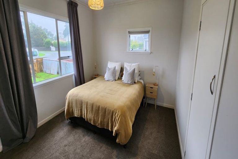 Photo of property in 34 Miro Street, Inglewood, 4330