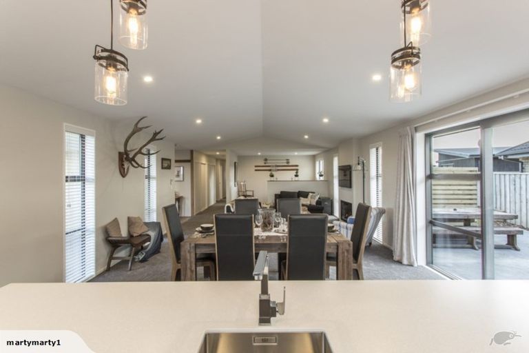 Photo of property in 8 Johnson Avenue, Amberley, 7410