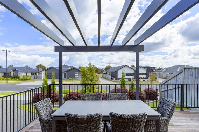 Photo of property in 43 Harakeke Drive, Wharewaka, Taupo, 3330