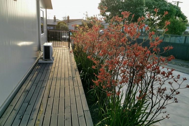 Photo of property in 10 Karaka Street, Castlecliff, Whanganui, 4501