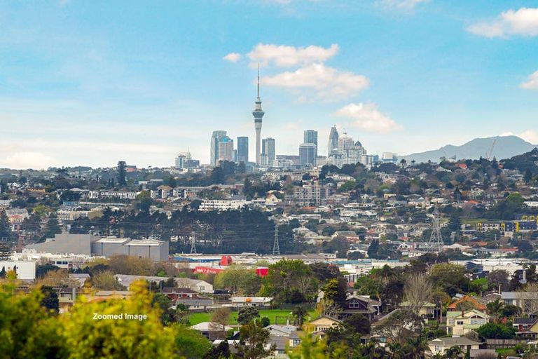 Photo of property in 229 Golf Road, Titirangi, Auckland, 0604