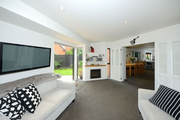 Photo of property in 8 Haineswood Lane, Sockburn, Christchurch, 8042