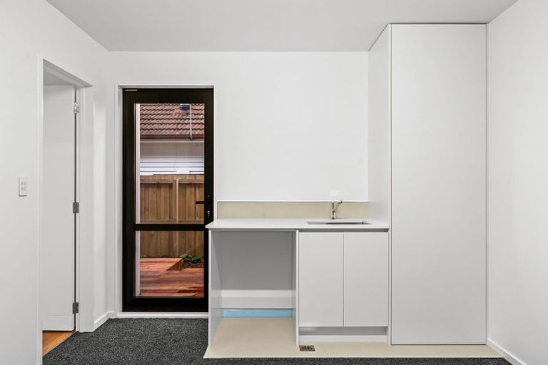 Photo of property in 2/70 Isleworth Road, Bishopdale, Christchurch, 8053