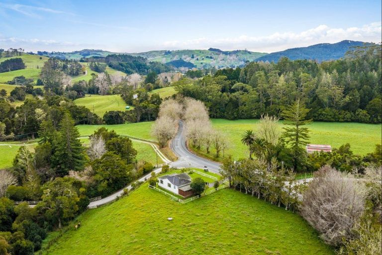 Photo of property in 901 West Coast Road, Makarau, Warkworth, 0981