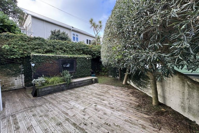 Photo of property in 29 Maida Vale Road, Roseneath, Wellington, 6011