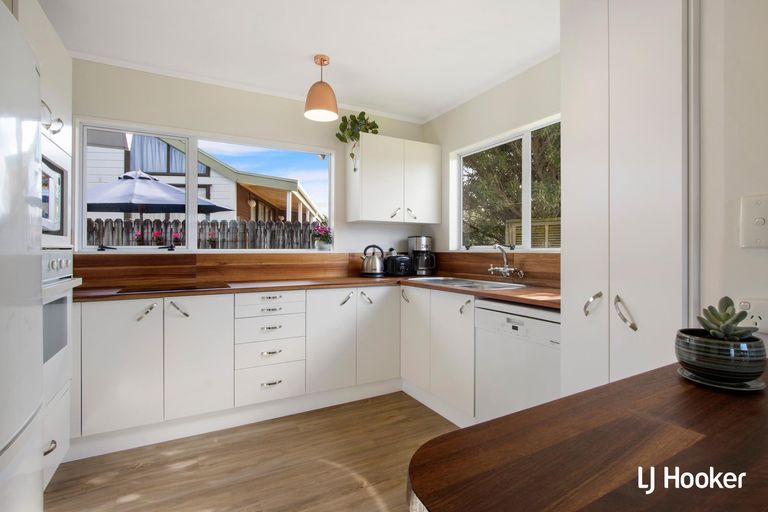 Photo of property in 7 Hereford Place, Waihi Beach, 3611