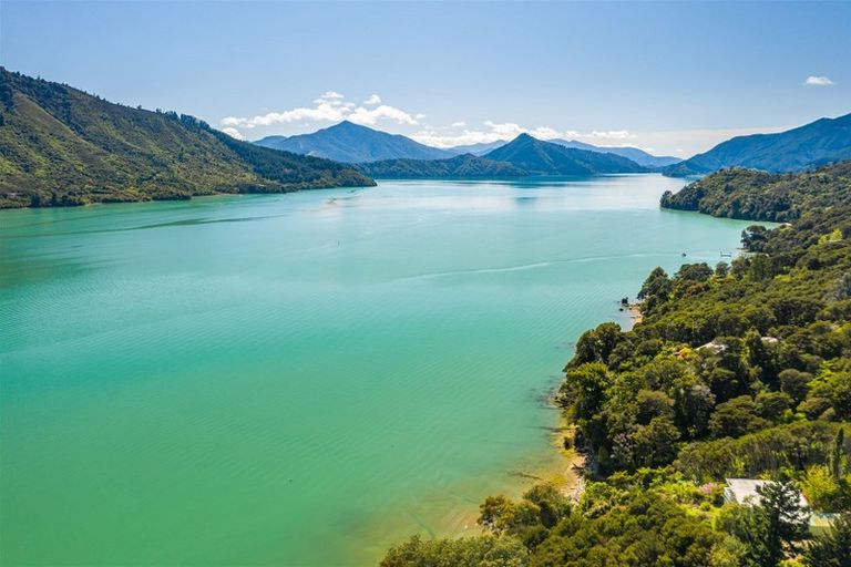 Photo of property in 540 Moetapu Bay Road, Moetapu Bay, Picton, 7282