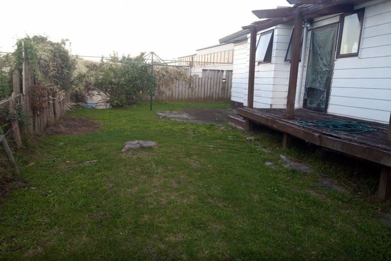 Photo of property in 2/19 Dunstan Place, Otara, Auckland, 2023