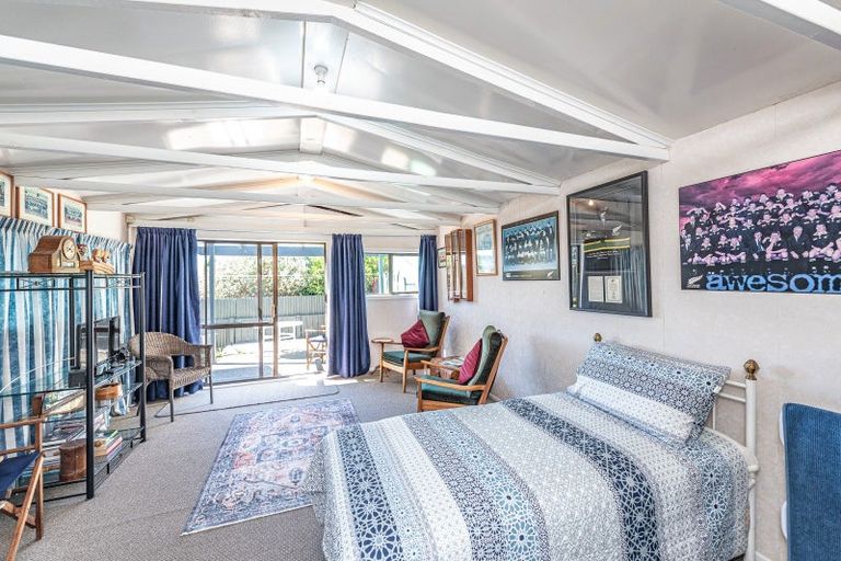 Photo of property in 15 Toi Street, Tawhero, Whanganui, 4501