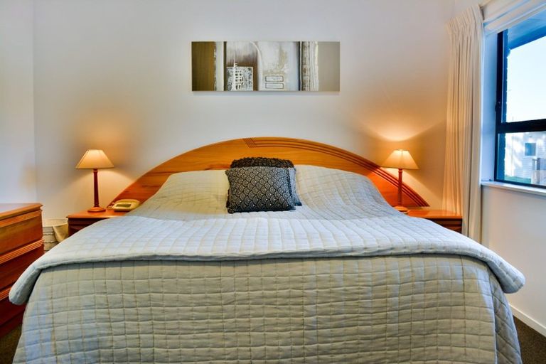 Photo of property in 2/54 Hebron Road, Waiake, Auckland, 0630