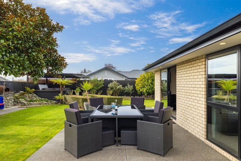 Photo of property in 409 Breezes Road, Aranui, Christchurch, 8061