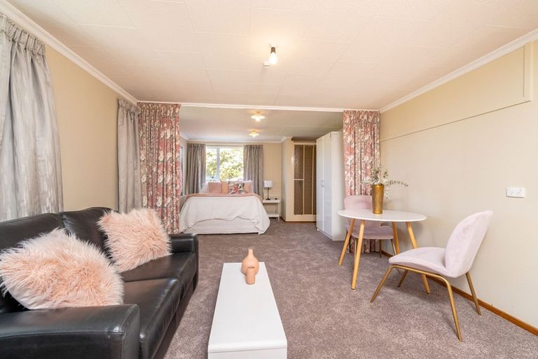 Photo of property in 95 Easther Crescent, Kew, Dunedin, 9012
