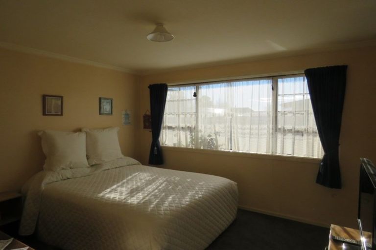 Photo of property in 64 George Street, Tinwald, Ashburton, 7700