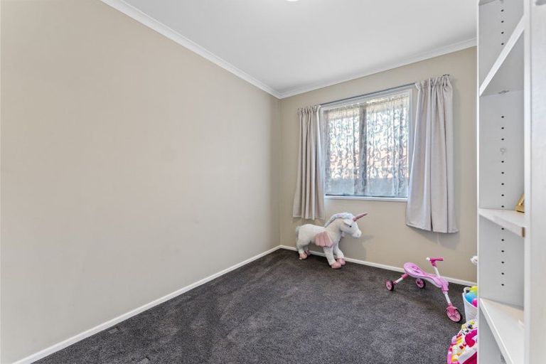 Photo of property in 100 Huxley Street, Pahiatua, 4910