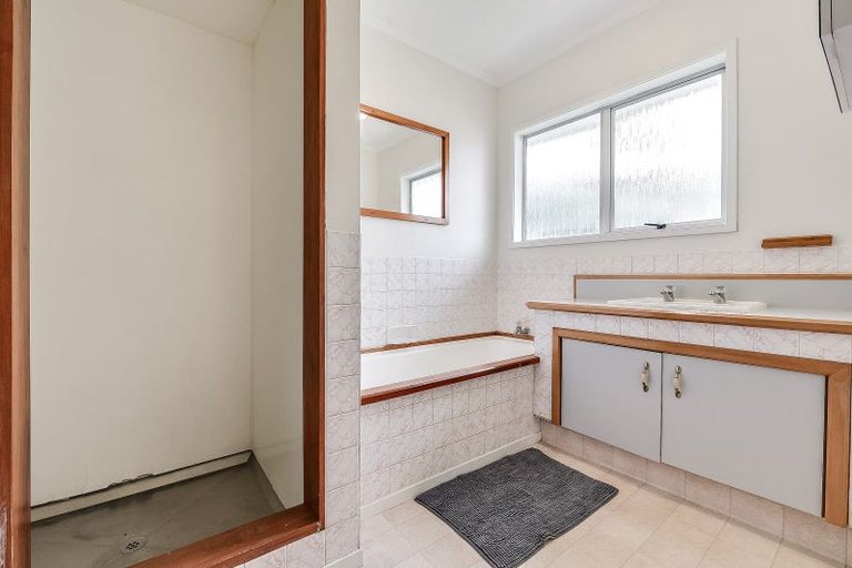 Photo of property in 4 Magnolia Crescent, Nawton, Hamilton, 3200