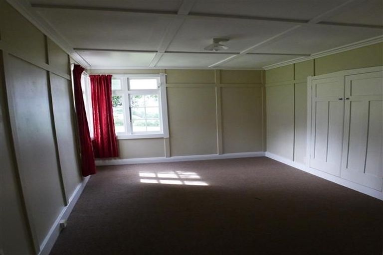 Photo of property in 225 Hanham Road, Kumeu, 0891