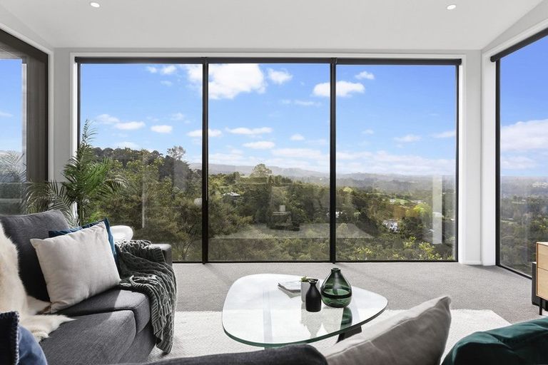 Photo of property in 182 Scenic Drive, Titirangi, Auckland, 0604