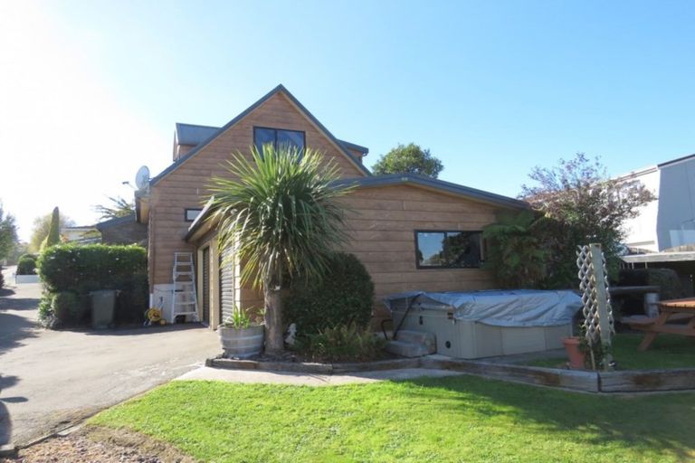 Photo of property in 32 Leven Street, South Hill, Oamaru, 9400
