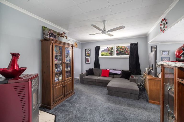Photo of property in 39 Pembroke Street, Avondale, Christchurch, 8061