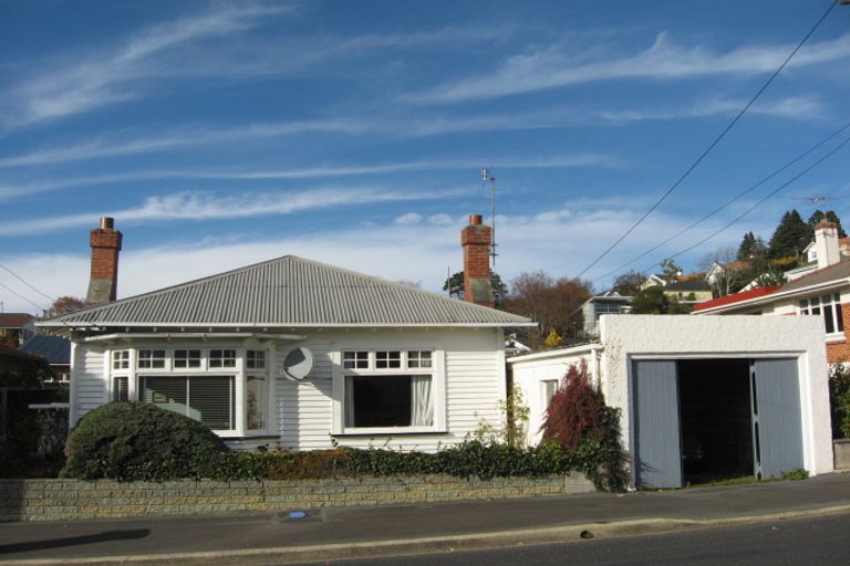 Photo of property in 16 Wales Street, Maori Hill, Dunedin, 9010