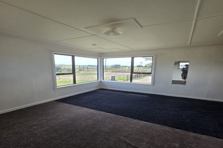 Photo of property in 35 Papatotara Road, Tuatapere, 9620