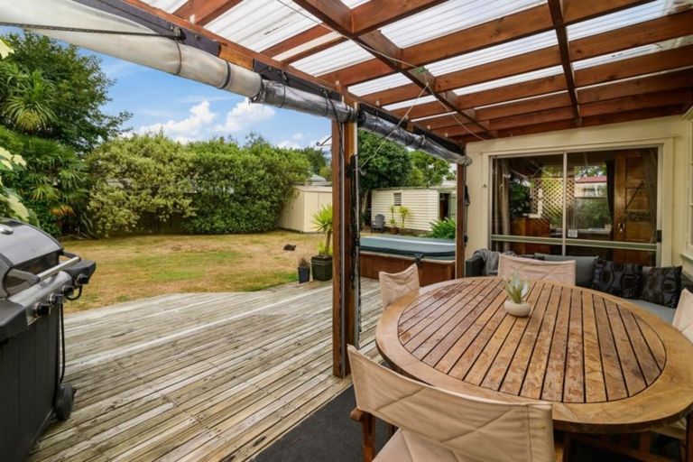 Photo of property in 38 Dickens Street, Owhata, Rotorua, 3010