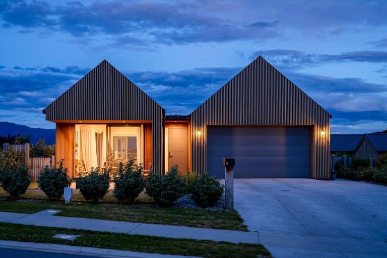 Photo of property in Northlake, 4 Bonspiel Road, Wanaka, 9305