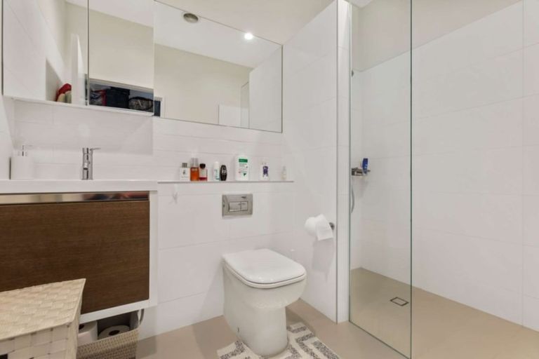 Photo of property in 105 Buckley Avenue, Hobsonville, Auckland, 0616