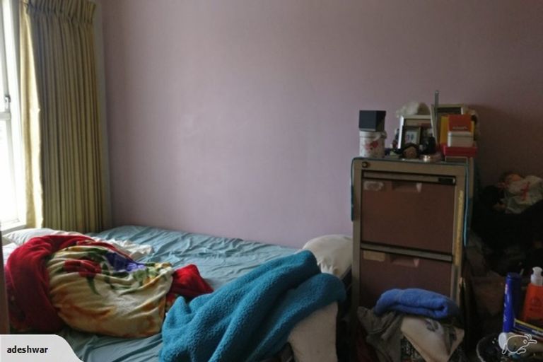 Photo of property in 46 Larnoch Road, Henderson, Auckland, 0610