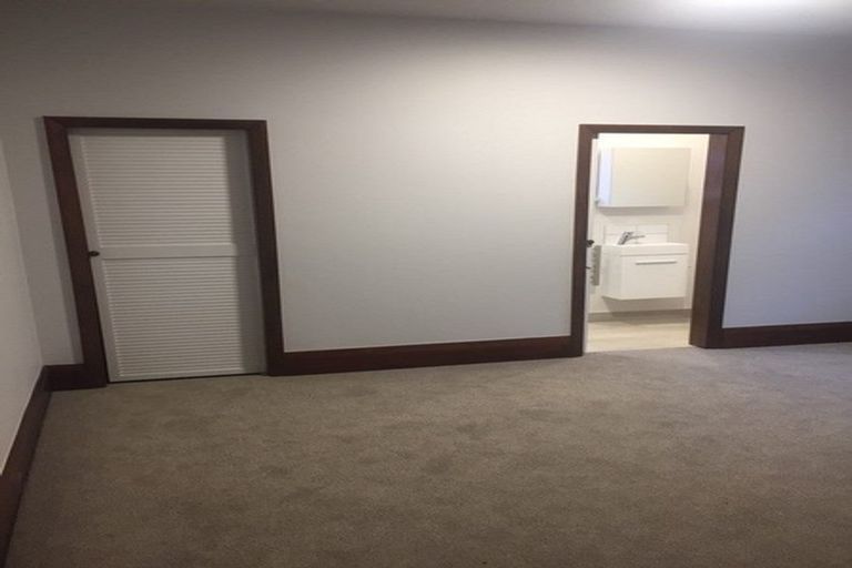 Photo of property in 44 Garreg Road, Bryndwr, Christchurch, 8052