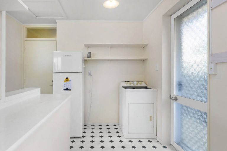 Photo of property in 1 Collins Avenue, Te Awamutu, 3800