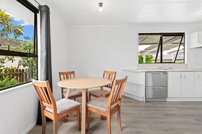 Photo of property in 8 Ferry Road, Waipu, 0510