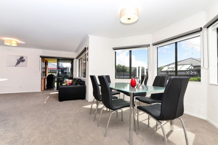 Photo of property in 4 Mangakoea Place, St Andrews, Hamilton, 3200