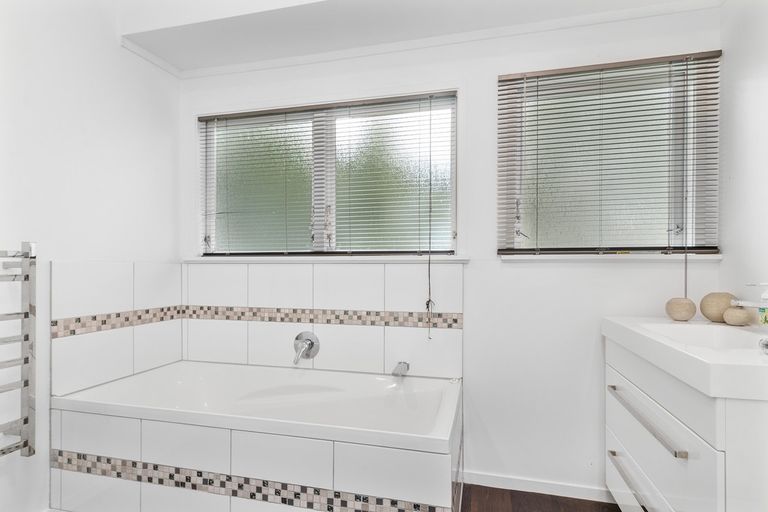 Photo of property in 85 Sunset Road, Mangakakahi, Rotorua, 3015