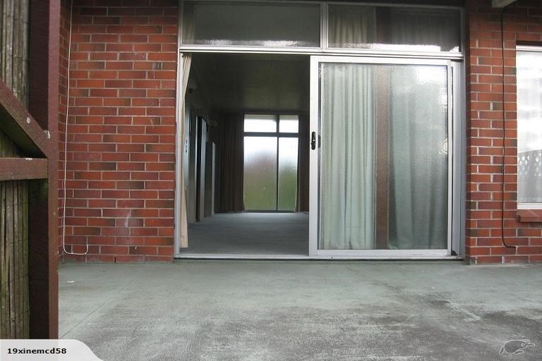 Photo of property in 32a Cornwall Street, Brooklands, New Plymouth, 4310