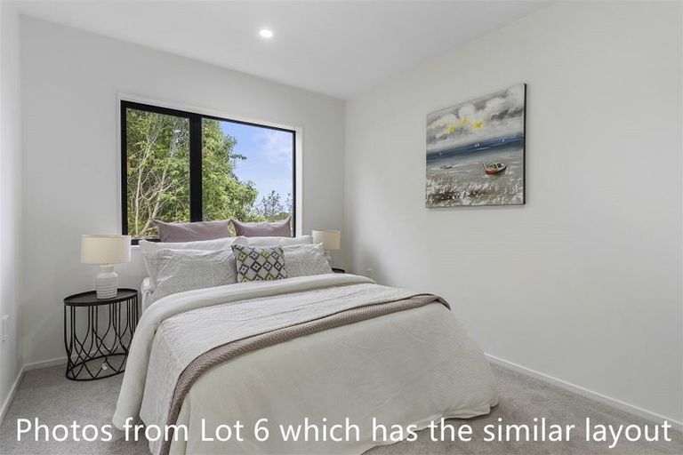 Photo of property in 10d Ballial Place, West Harbour, Auckland, 0618