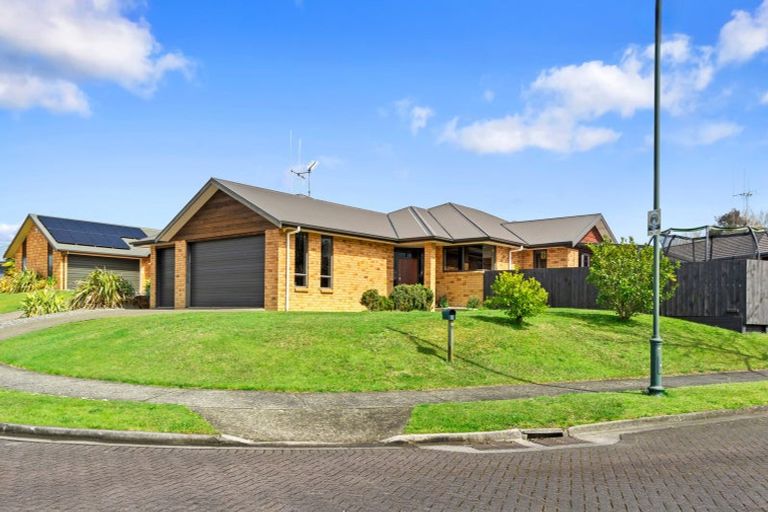 Photo of property in 1 Parkwood Place, Huntington, Hamilton, 3210