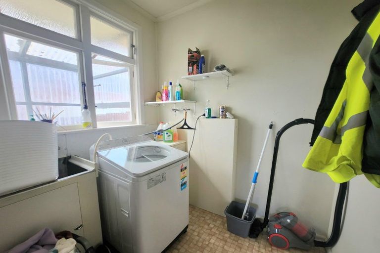 Photo of property in 69 Tamar Street, South Hill, Oamaru, 9400