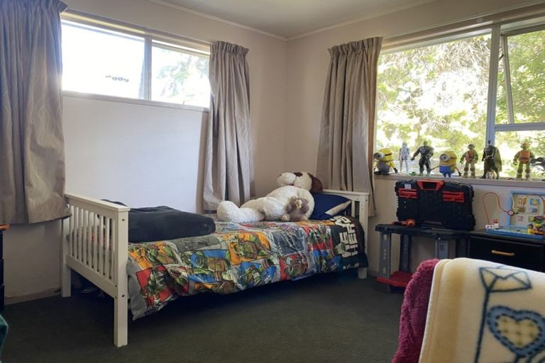 Photo of property in 104 Reynella Drive, Massey, Auckland, 0614