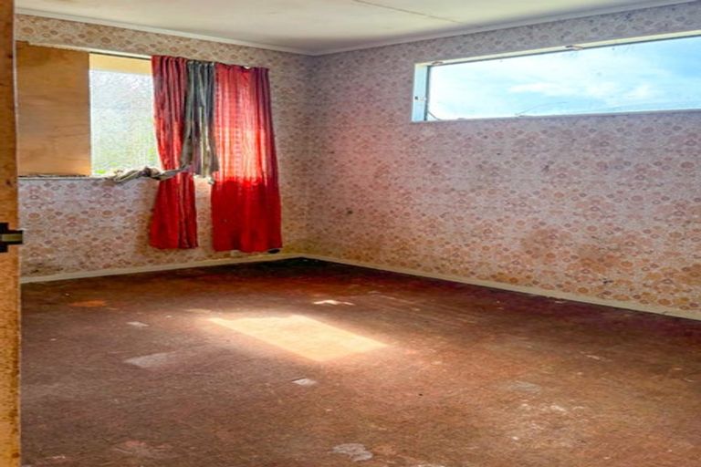 Photo of property in 9a Ironside Road, Johnsonville, Wellington, 6037