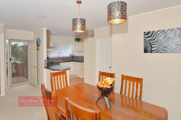 Photo of property in 6 Howards Way, Te Kamo, Whangarei, 0112