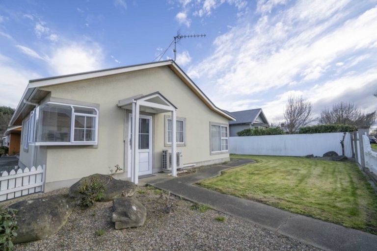 Photo of property in 2h Macmaster Street, Richmond, Invercargill, 9810