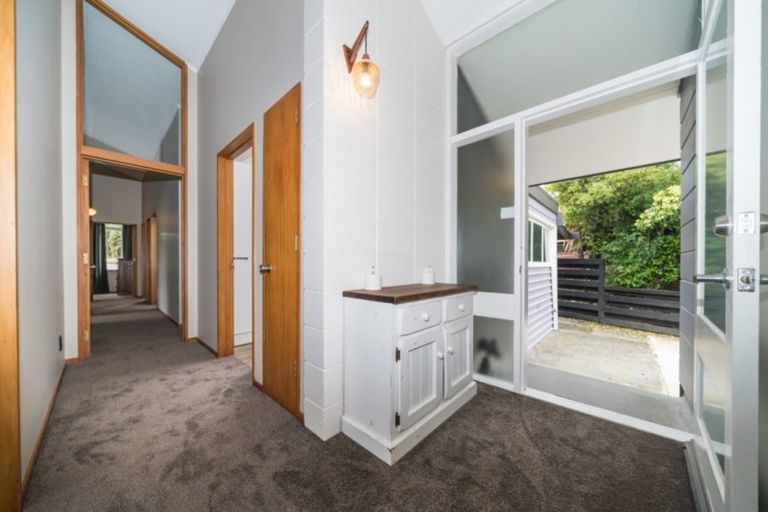 Photo of property in 6 Kapiti Place, Awapuni, Palmerston North, 4412