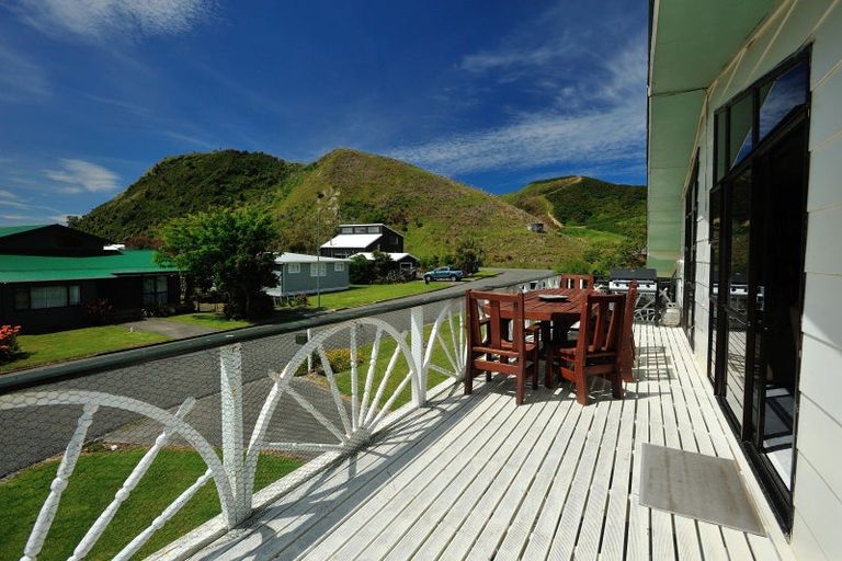 Photo of property in 5 Bill Nolan Place, Mahia, 4198