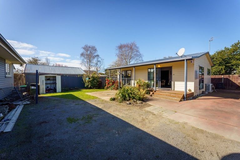 Photo of property in 47 Aorangi Road, Bryndwr, Christchurch, 8053