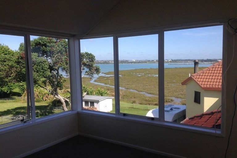 Photo of property in 95a Beresford Street, Bayswater, Auckland, 0622